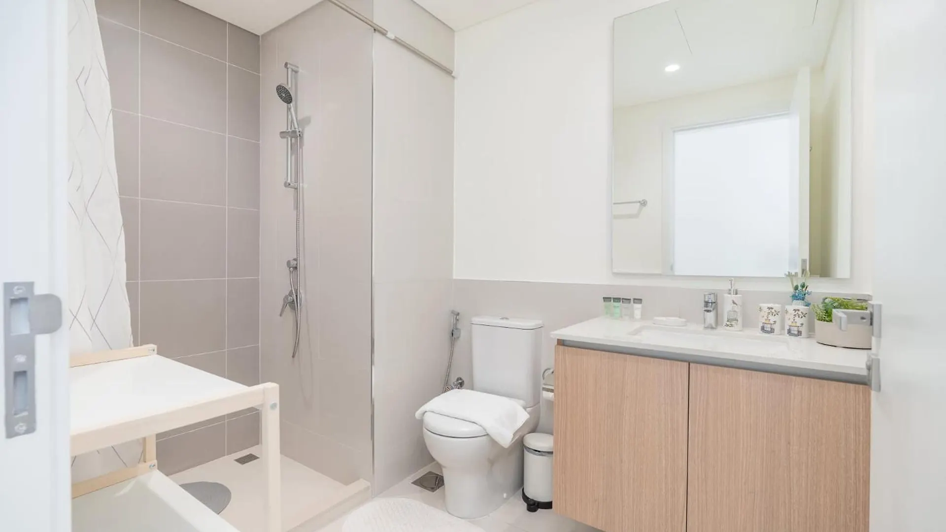 Exceptional 4 Bedroom Villa Perfect For Everyone Dubai United Arab Emirates